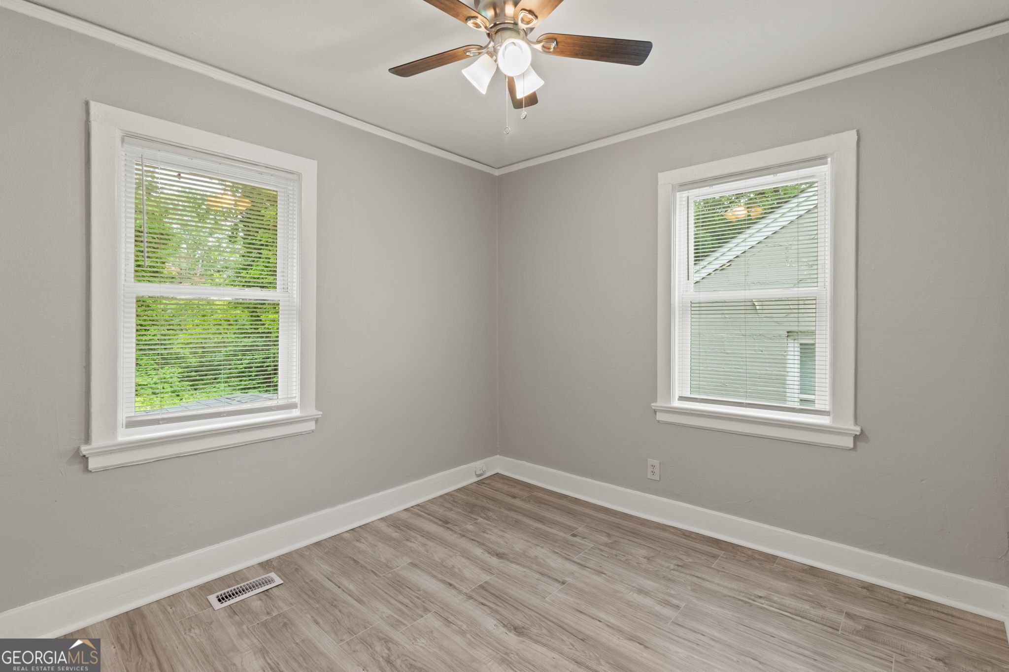 181 Holderness Street Southwest Atlanta, GA 30314 - Photo 15 of 18 Bedroom 2