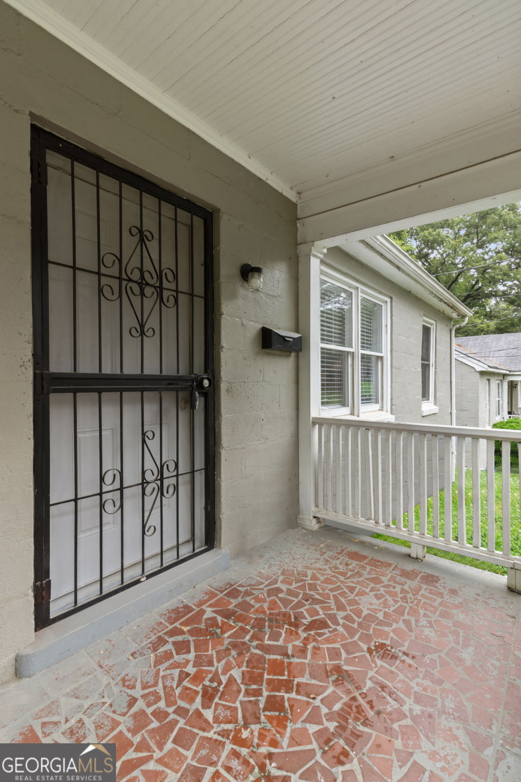 181 Holderness Street Southwest Atlanta, GA 30314 - Photo 3 of 18