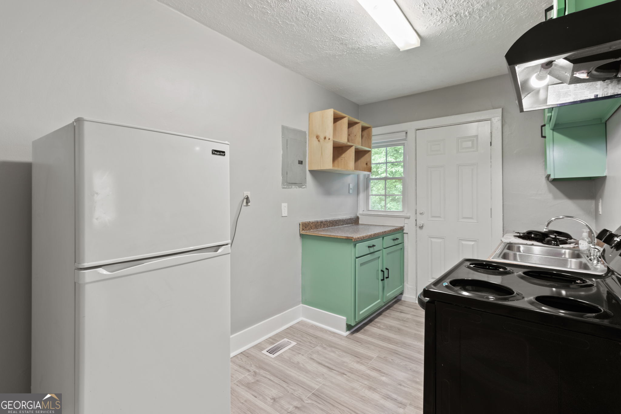 181 Holderness Street Southwest Atlanta, GA 30314 - Photo 10 of 18