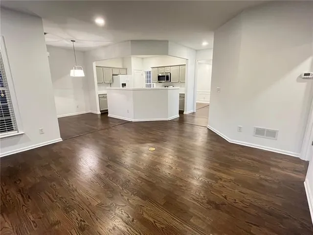 $2,695 | 319 Dexter Drive, Woodstock, GA 30188