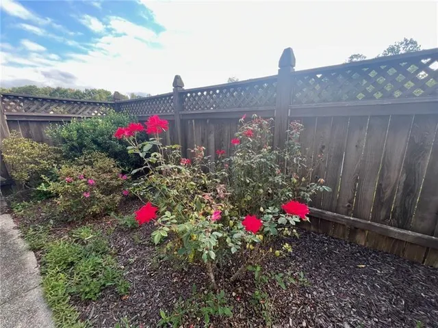 $2,695 | 319 Dexter Drive, Woodstock, GA 30188