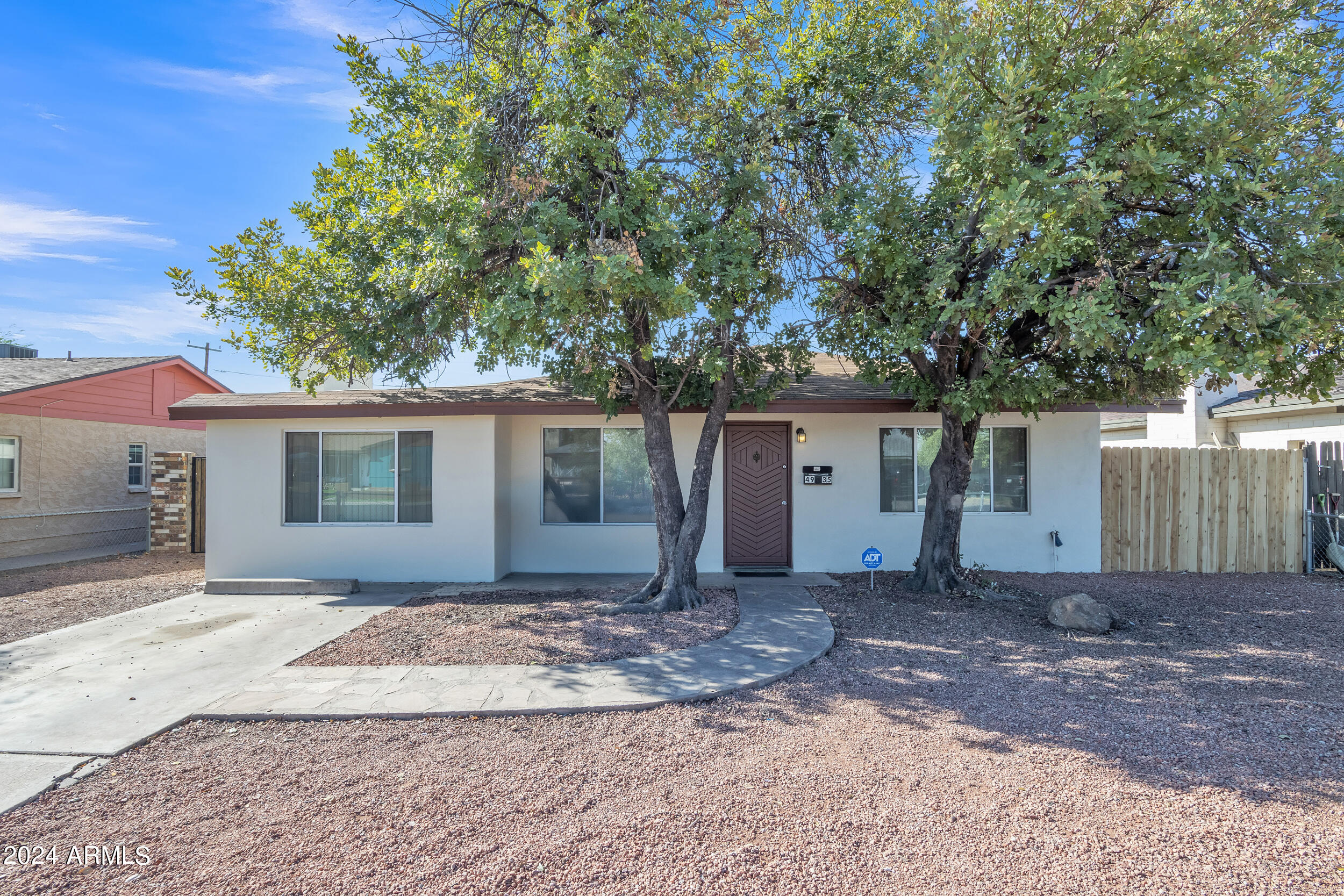 4935 West Lamar Road Glendale, AZ 85301 - Photo 1 of 30 3_007_a4m_gd