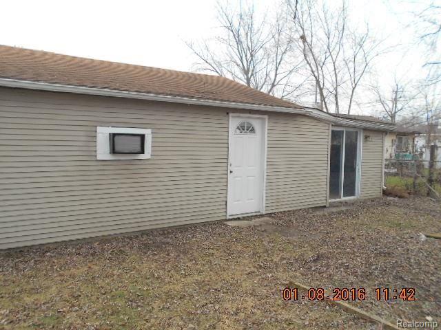 342 South Harris Road Ypsilanti, MI 48198 - Photo 5 of 18 342 Harris Ypsilanti 010816 (6).JPG