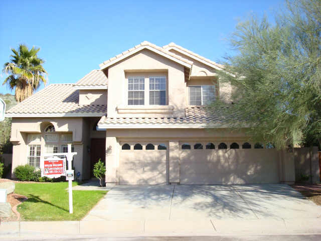 826 East Desert Trumpet Road Phoenix, AZ 85048 - Photo 1 of 6 Primary Photo