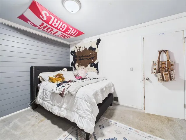 $225,000 | 110 Hardy Street, Knob Noster, MO 65336