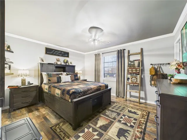 $225,000 | 110 Hardy Street, Knob Noster, MO 65336