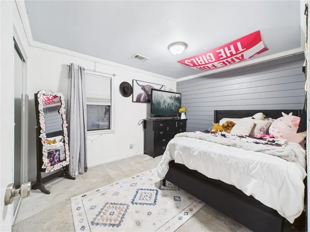 $225,000 | 110 Hardy Street, Knob Noster, MO 65336