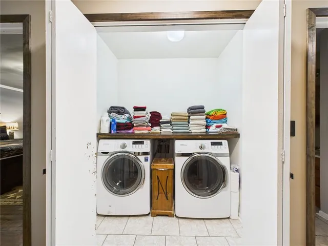 $225,000 | 110 Hardy Street, Knob Noster, MO 65336