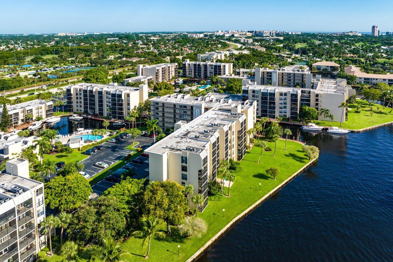 12 Royal Palm Way, Unit 405 Boca Raton, FL 33432 - Photo 28 of 29 027-13RoyalPalmWay-Unit301-BocaRaton-FL-