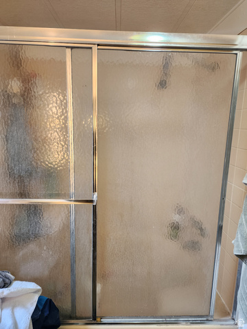 11362 Crescent Park Way, Unit 8 Sandy, UT 84070 - Photo 16 of 20 Full bath featuring a shower with door