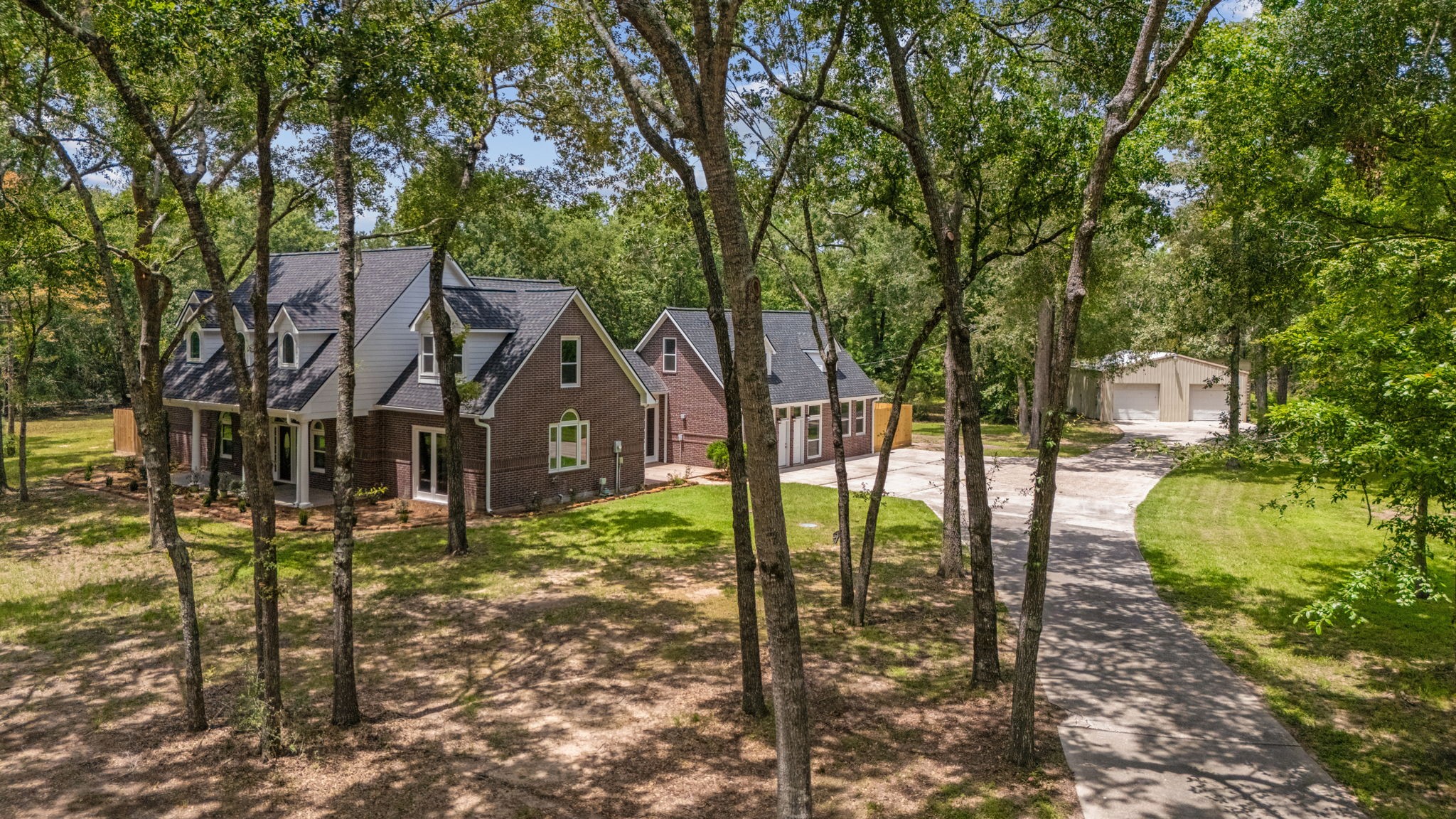 18489 Country Pl Drive Conroe, TX 77302 - Photo 4 of 50 a view of a back yard