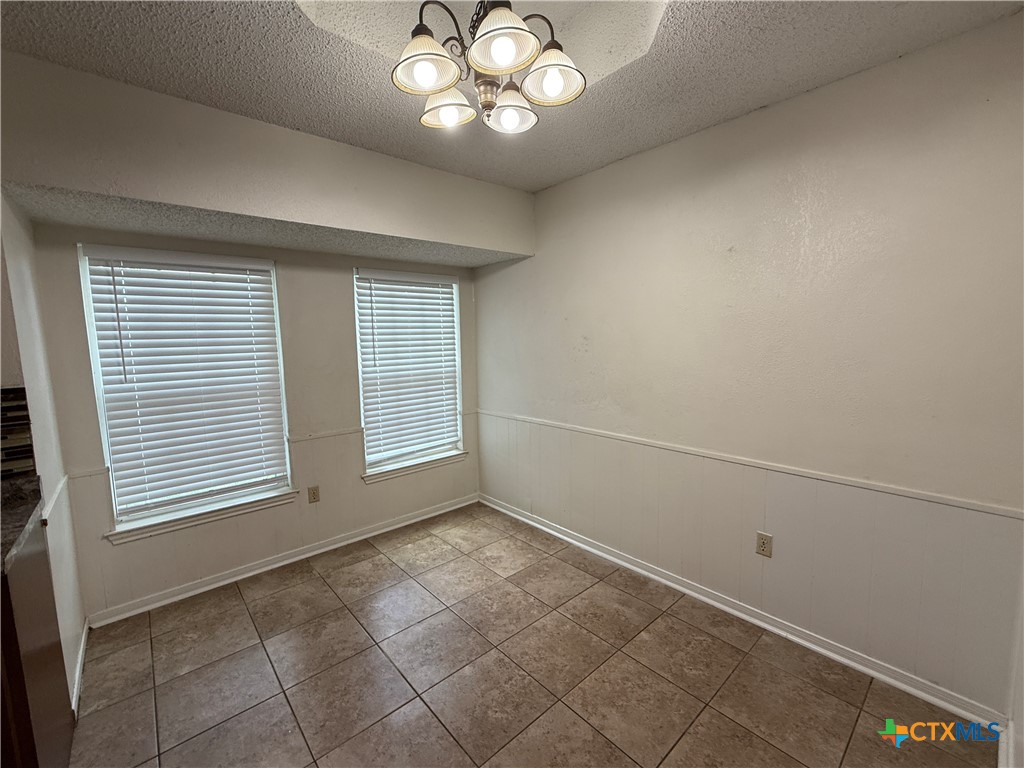 2401 Ridglea Court Killeen, TX 76543 - Photo 6 of 13
