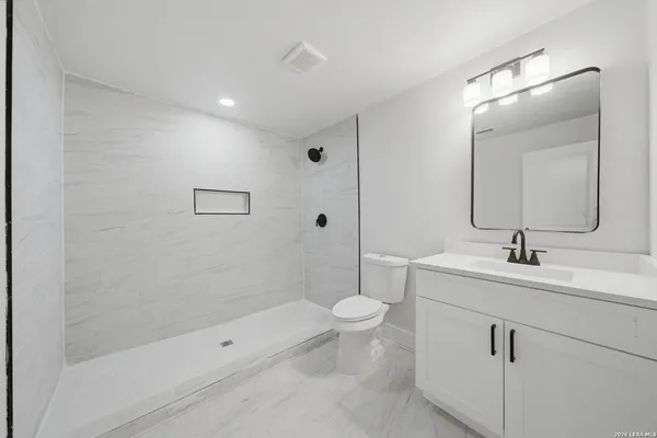 $1,850 | 1225 Burnet Street, Unit 101, San Antonio, TX 78202