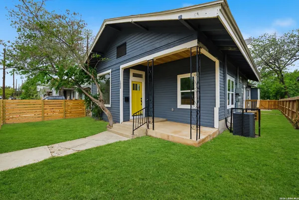 $1,850 | 1225 Burnet Street, Unit 101, San Antonio, TX 78202