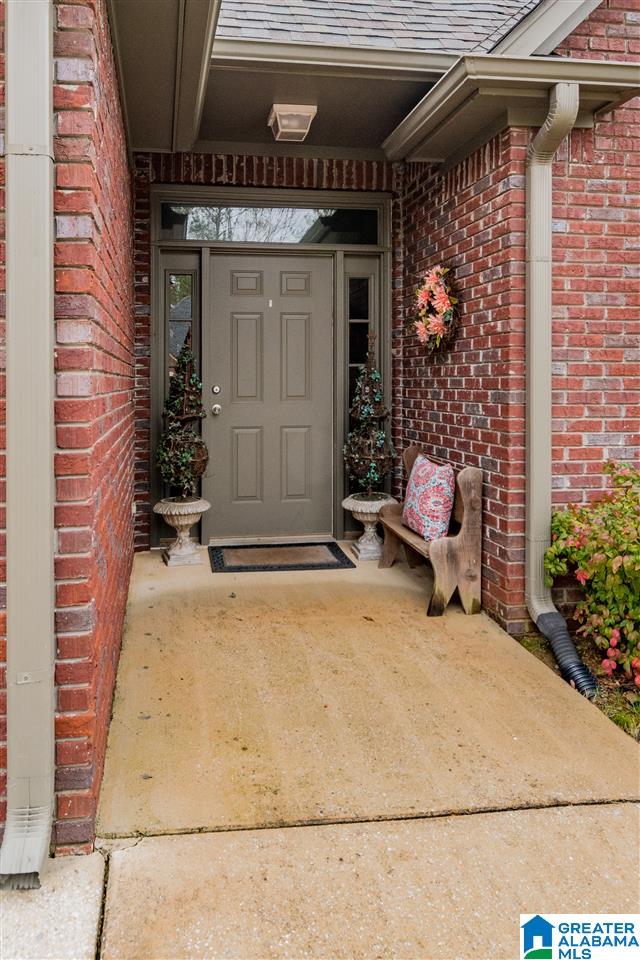 105 Amanda Place Pelham, AL 35124 - Photo 2 of 33