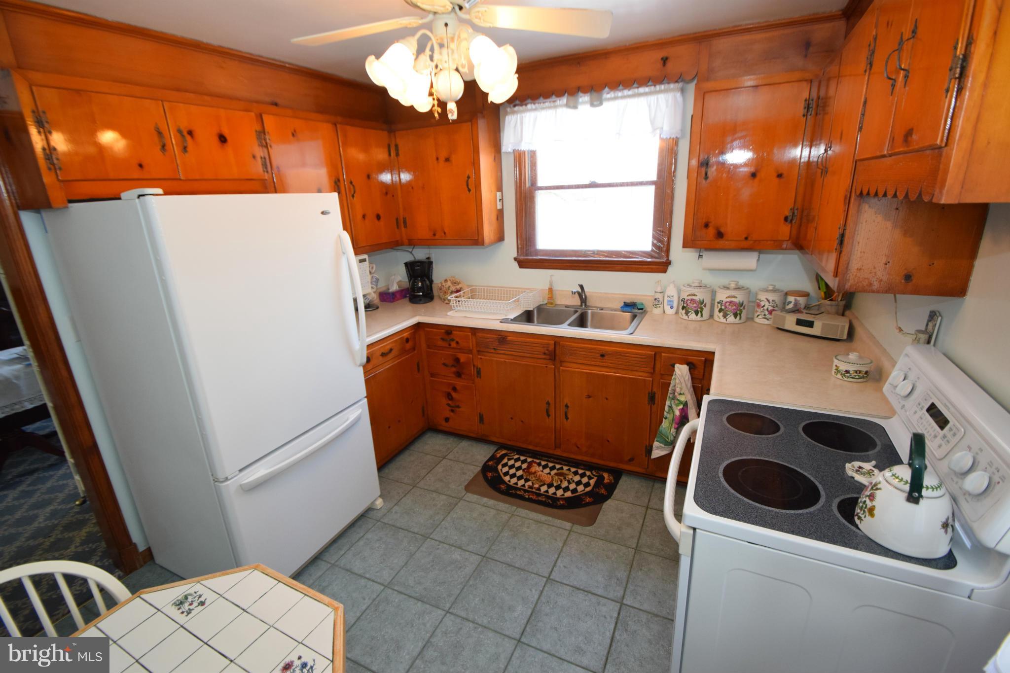 1417 Creswell Road Aberdeen, MD 21001 - Photo 6 of 27 Kitchen