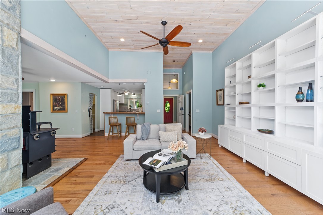 45455 Parsons Road Oberlin, OH 44074 - Photo 2 of 50 Living area featuring soaring ceilings and built-ins
