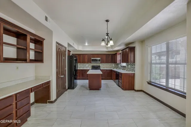 $359,999 | 7729 Bartlett Landing Court, El Paso, TX 79912