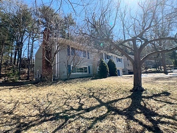 11 Belknap Road Medfield, MA 02052 - Photo 3 of 31 Gallery Image 3