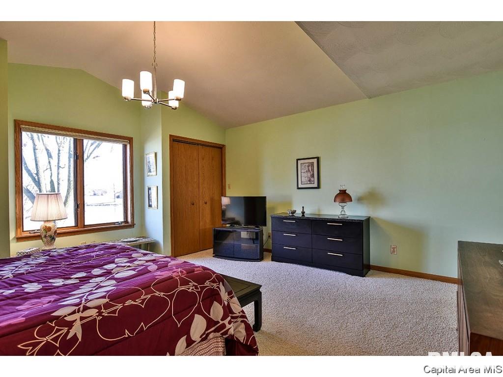 1908 Sun Mill Court Springfield, IL 62704 - Photo 16 of 36 Gallery Image 16