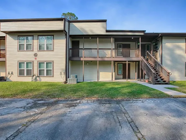 $115,000 | 24104 Sandalwood Drive, Unit 104, Wildwood, FL 34785