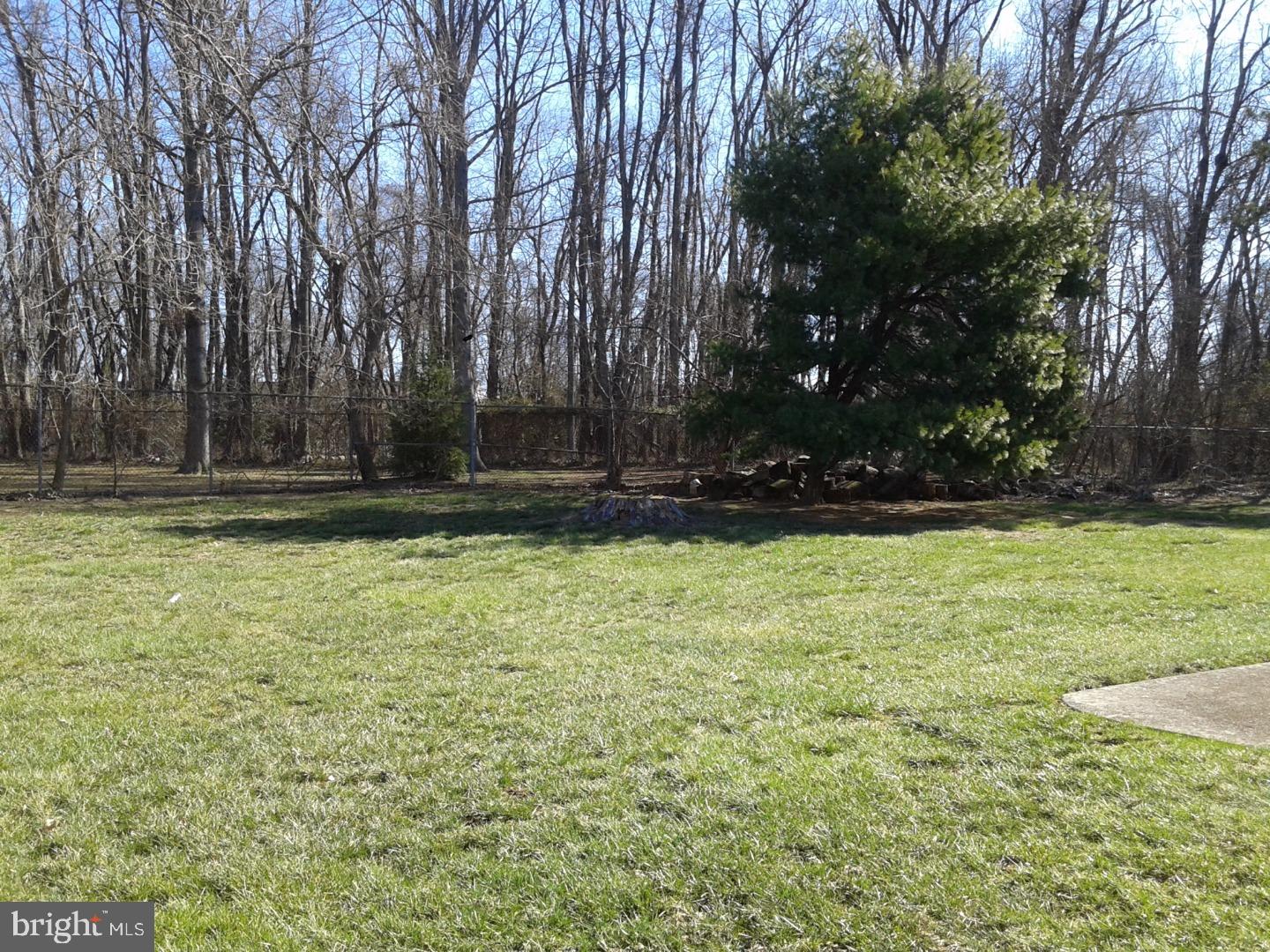 108 Lafayette Road Edgewater Park, NJ 08010 - Photo 3 of 13 Exterior Back