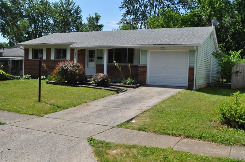 5067 Chingford Road Columbus, OH 43232 - Photo 2 of 29 Gallery Image 2