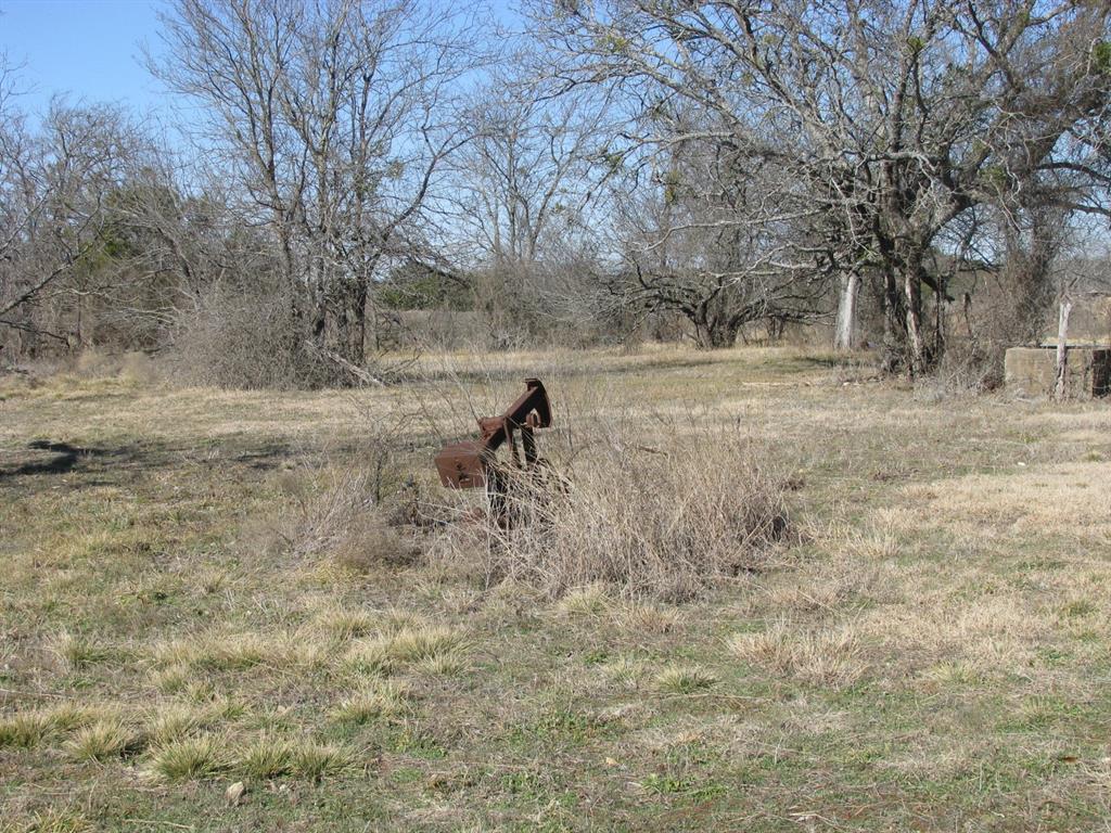 Tbd Lot 4 Tbd Road Gatesville, TX 76528 - Photo 5 of 16 a view of a yard with a tree