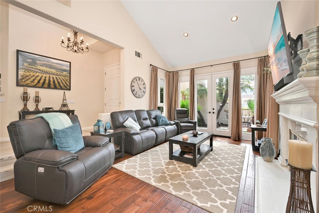 6546 Morningside Drive Huntington Beach, CA 92648 - Photo 21 of 74 a living room with furniture and a large window