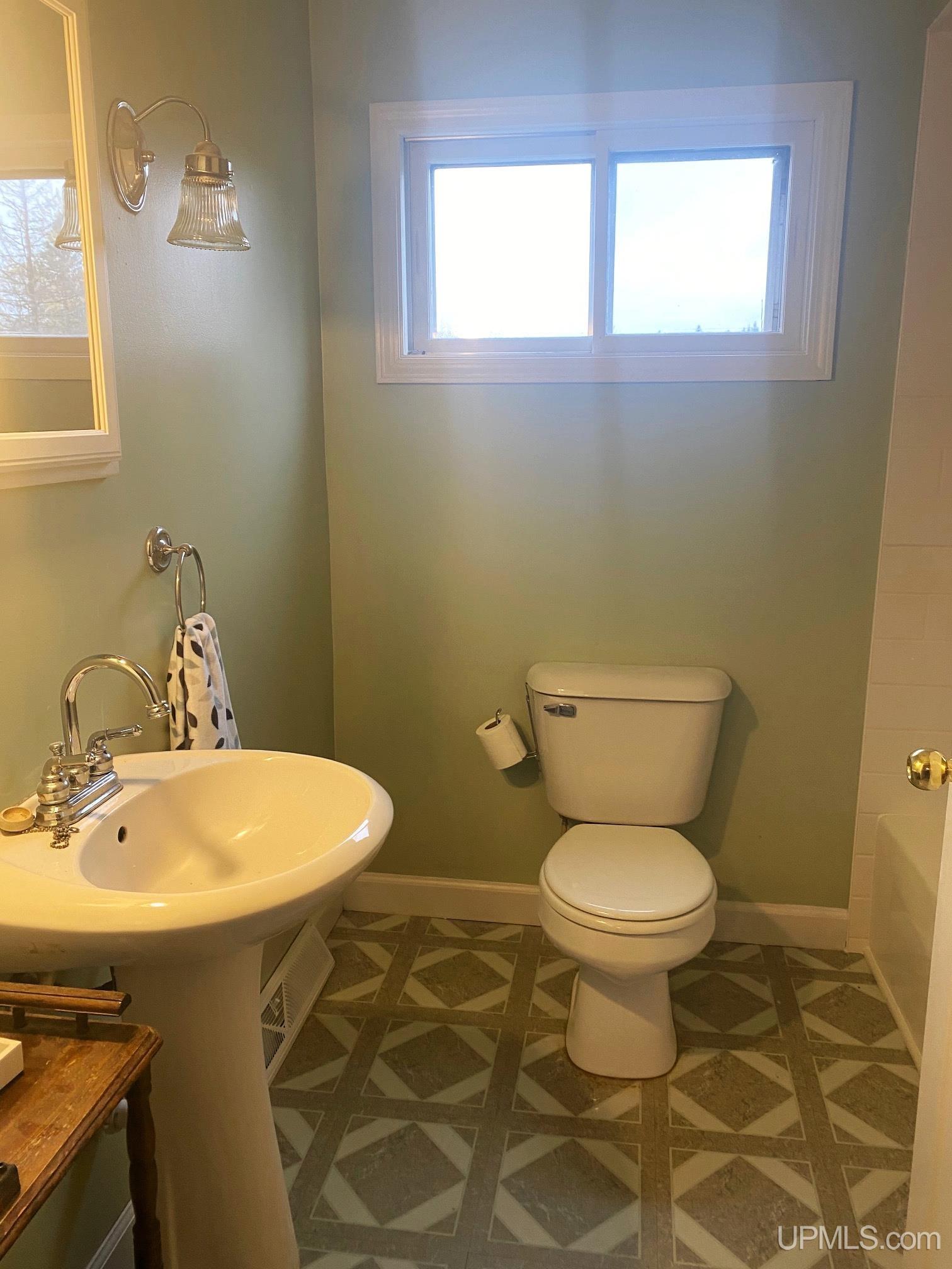 10544 Puritan Road Bessemer, MI 49911 - Photo 7 of 17 Gallery Image 7