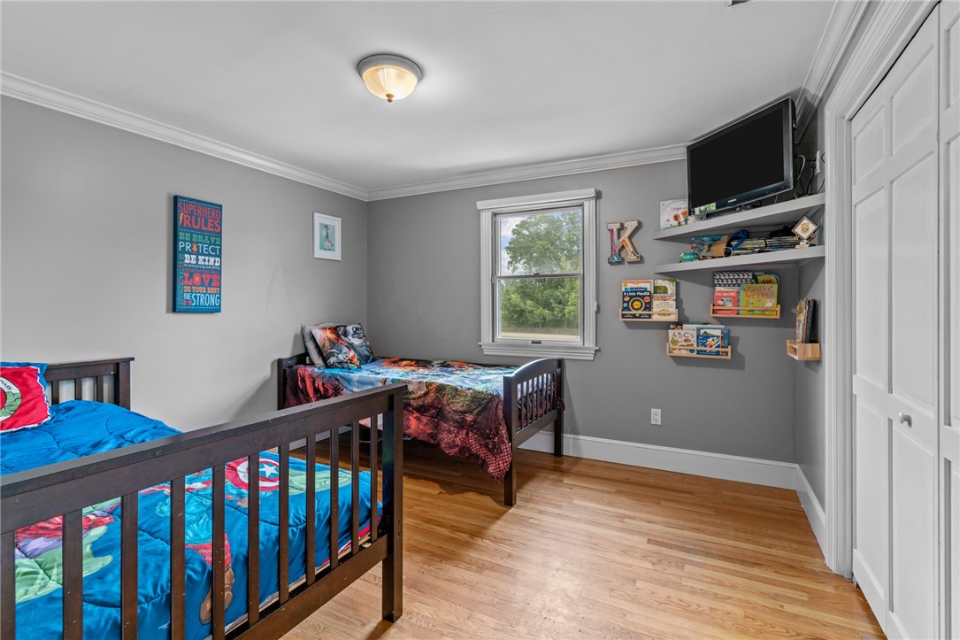 67 Serpentine Road Warren, RI 02885 - Photo 19 of 23 Gallery Image 19
