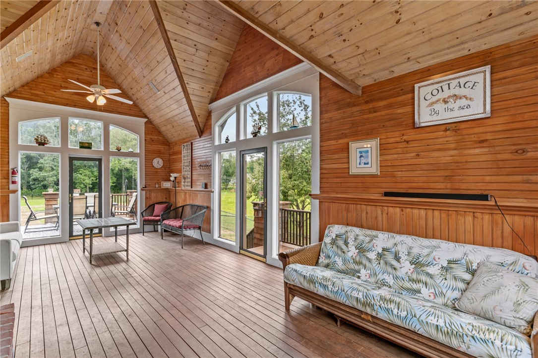 67 Serpentine Road Warren, RI 02885 - Photo 5 of 23 Gallery Image 5