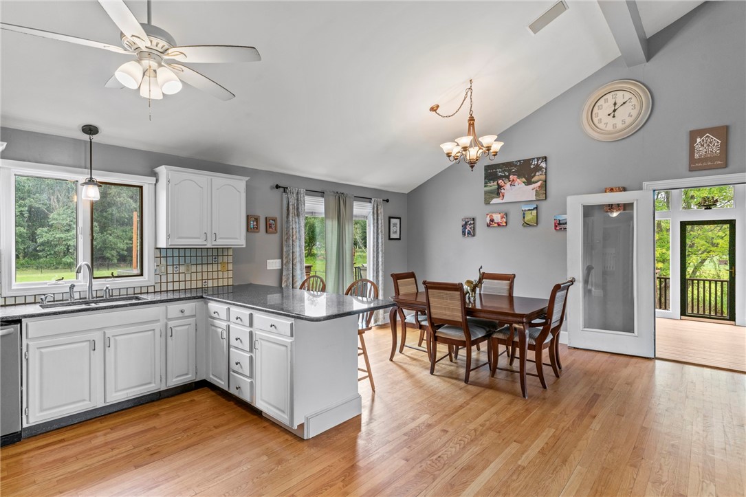 67 Serpentine Road Warren, RI 02885 - Photo 7 of 23 Gallery Image 7