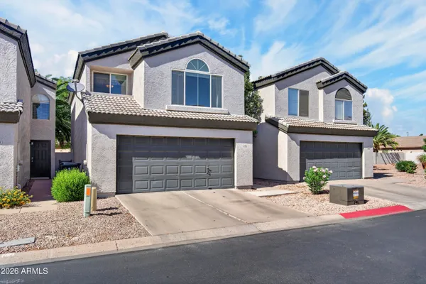 $385,000 | 437 South Sunrise Drive, Gilbert, AZ 85233