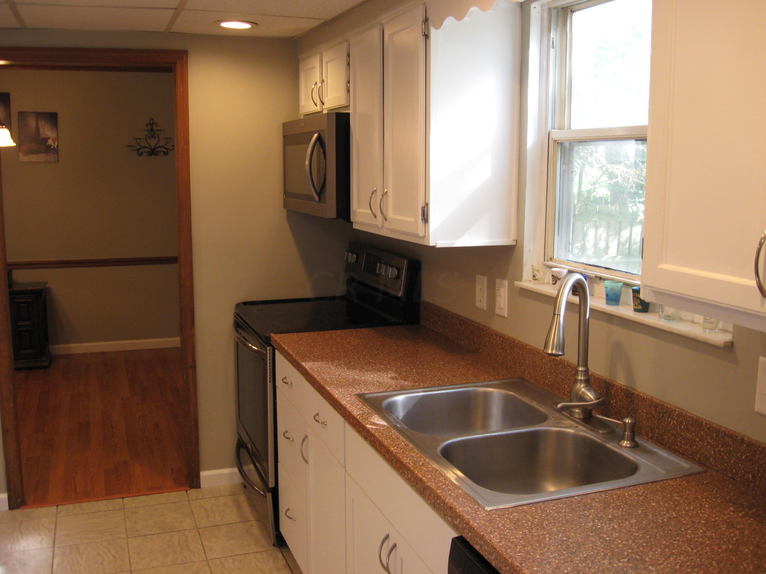 8118 Simfield Road Dublin, OH 43016 - Photo 14 of 35 Gallery Image 14