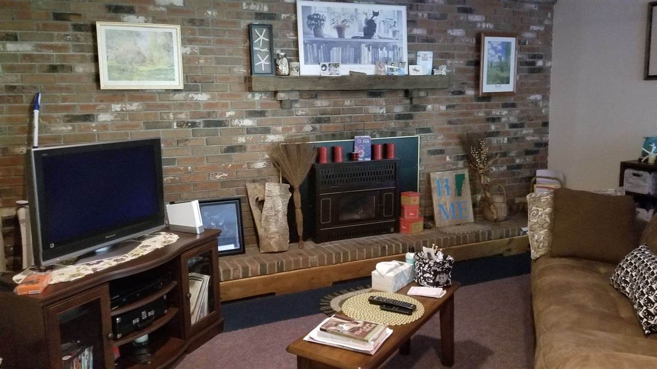 165 Waterman Road Dummerston, VT 05346 - Photo 18 of 19