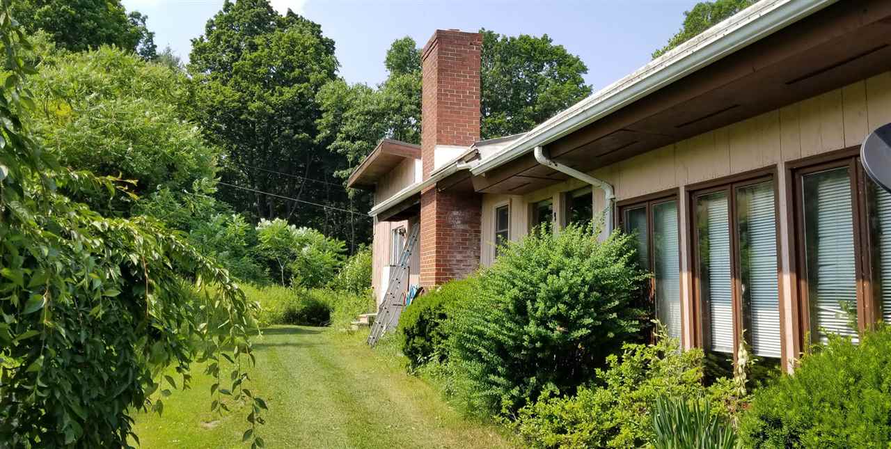 165 Waterman Road Dummerston, VT 05346 - Photo 4 of 19
