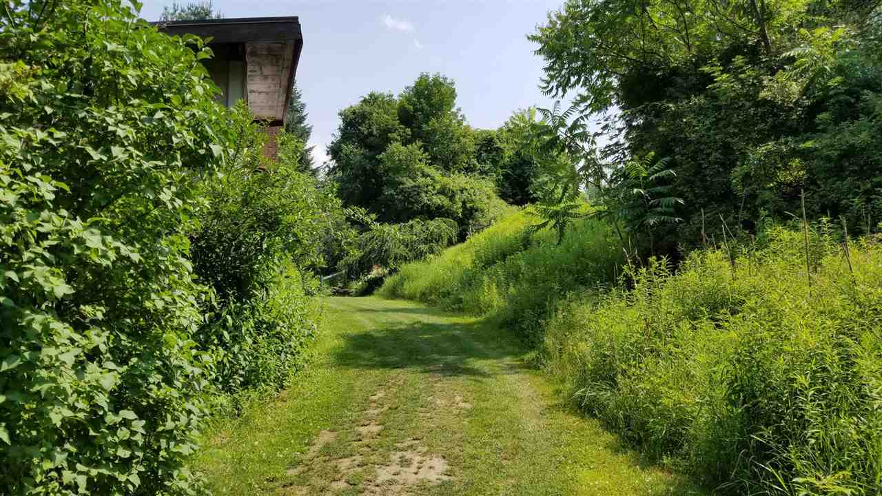 165 Waterman Road Dummerston, VT 05346 - Photo 6 of 19