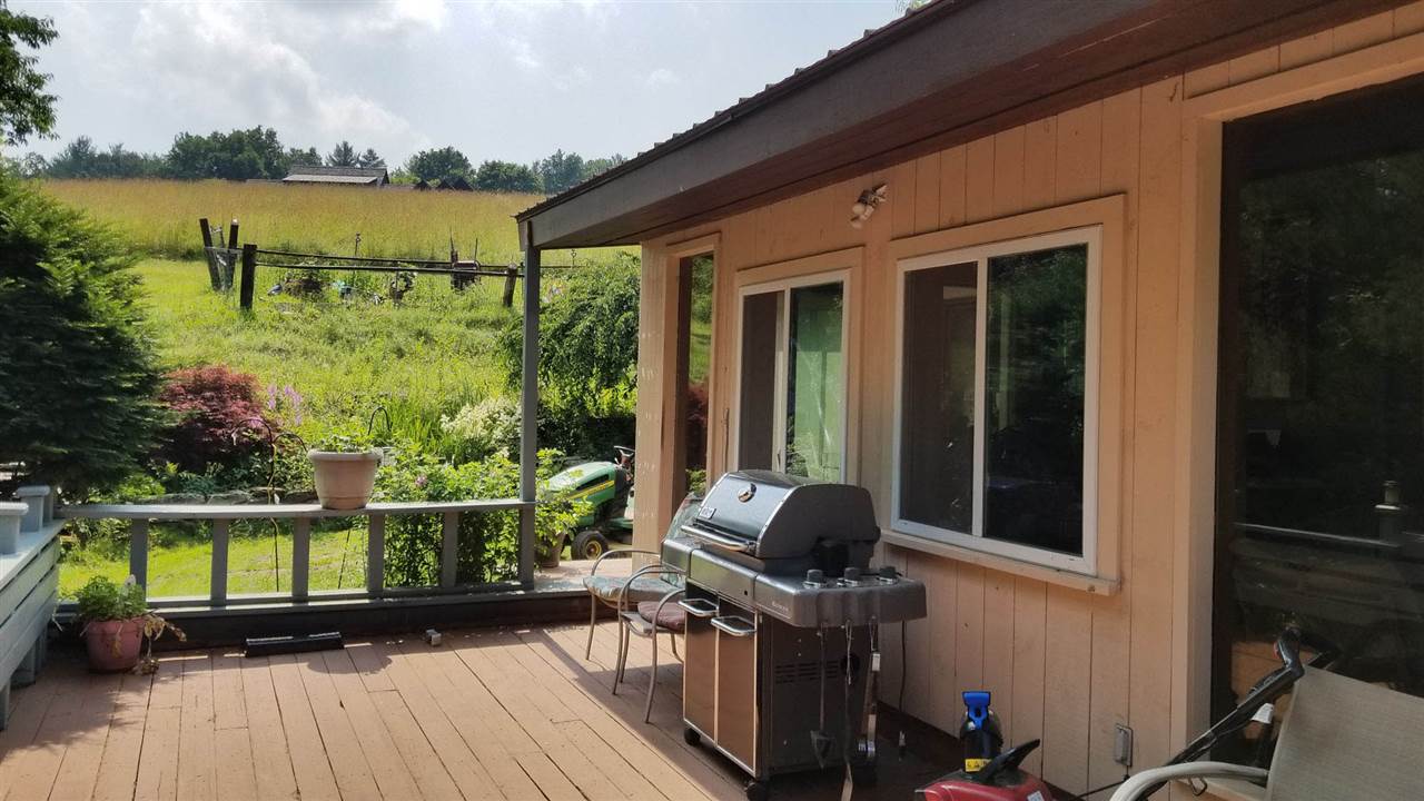 165 Waterman Road Dummerston, VT 05346 - Photo 10 of 19