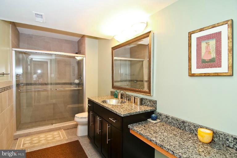 11673 Bennington Woods Road Reston, VA 20194 - Photo 2 of 30 Bath