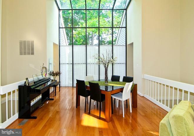 11673 Bennington Woods Road Reston, VA 20194 - Photo 21 of 30 Dining Room