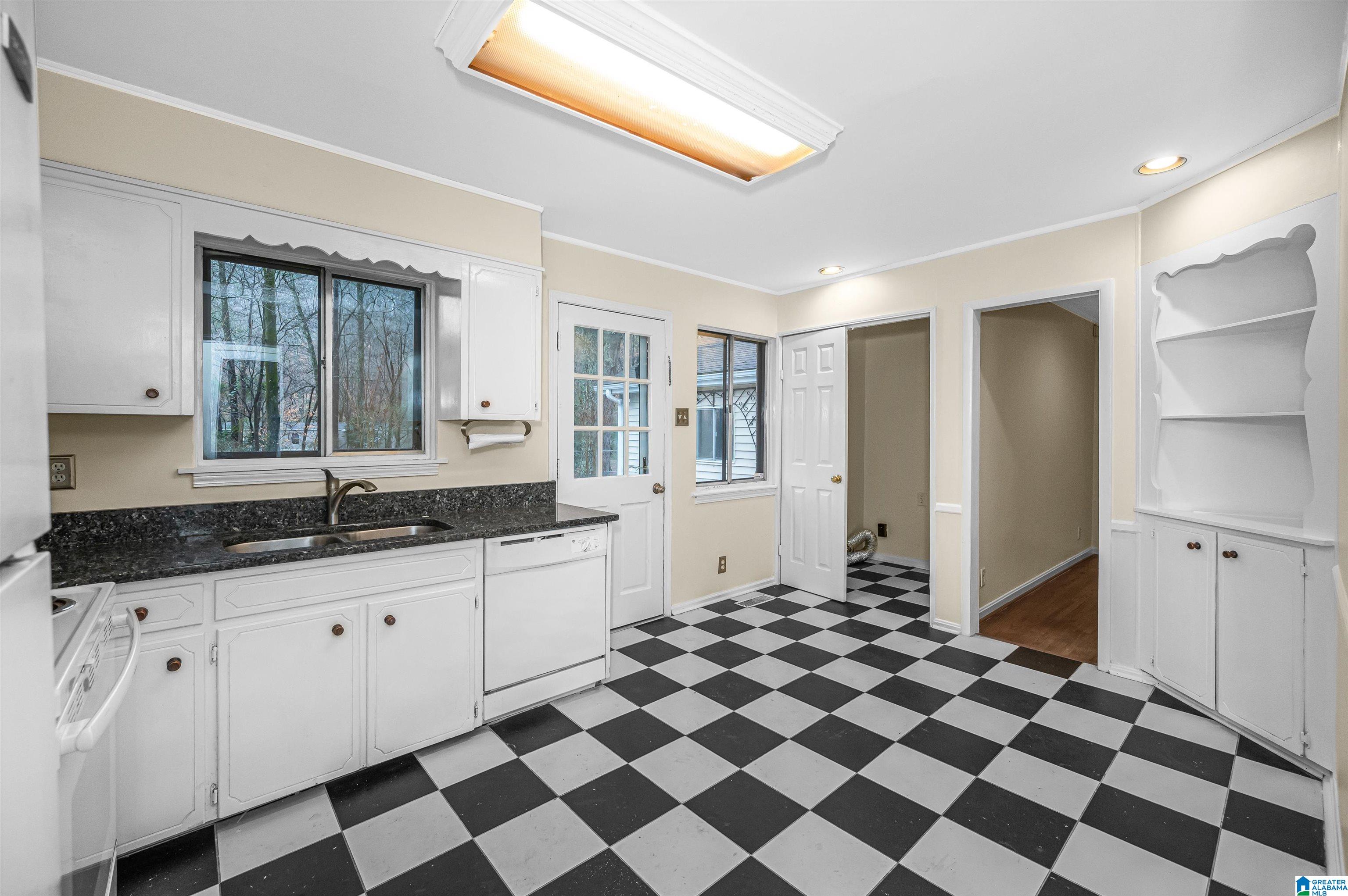 5121 Northumberland Road Birmingham, AL 35210 - Photo 11 of 25