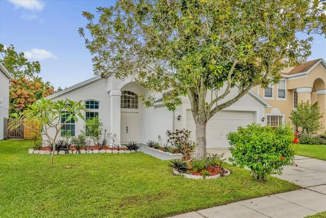 $395,000 | 813 Garden Glen Loop, Lake Mary, FL 32746