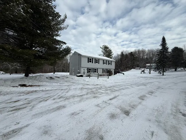 $240,000 | 13 Mill Brook Road, Unit A, Gray, ME 04039