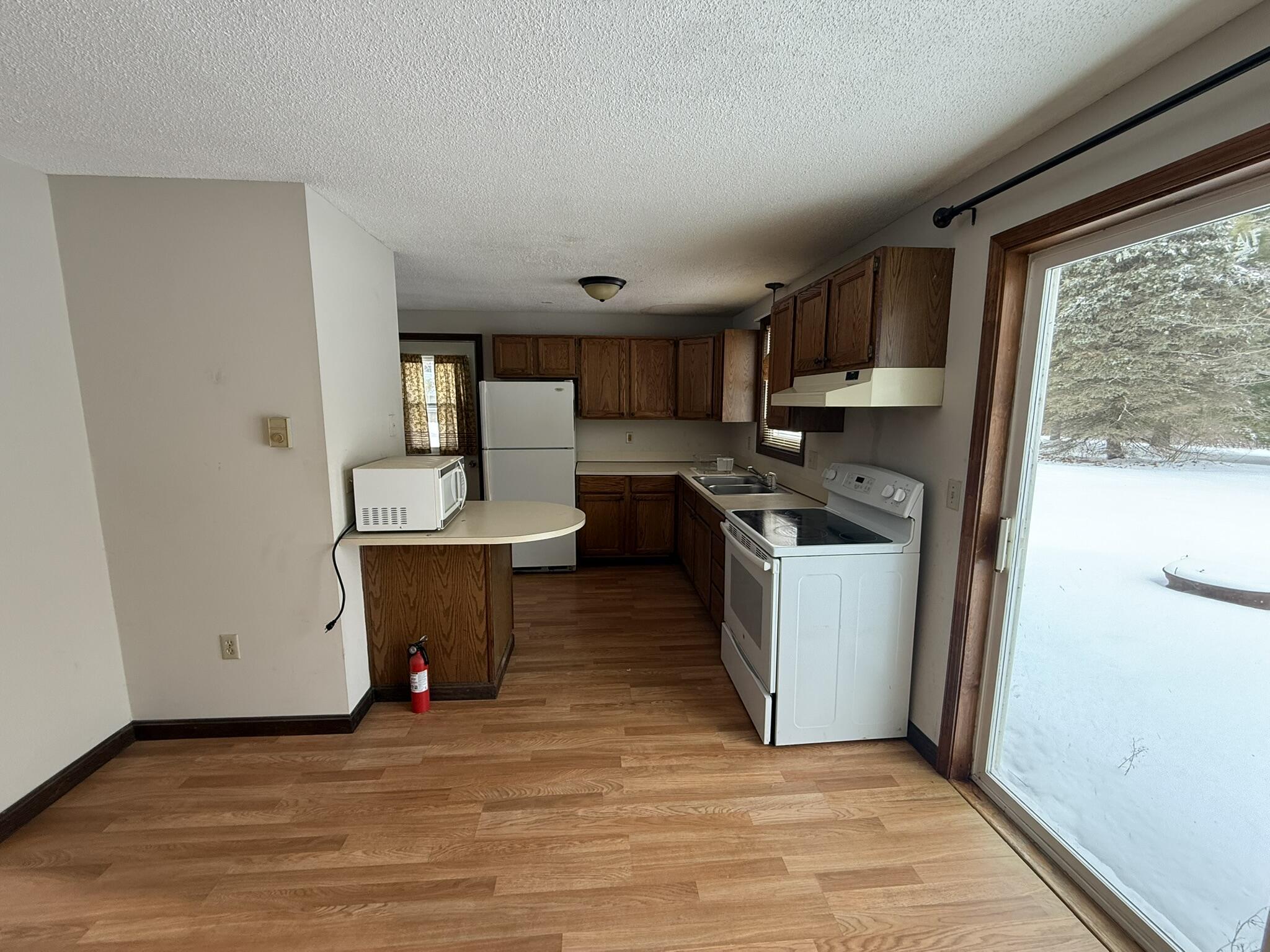 13 Mill Brook Road, Unit A Gray, ME 04039 - Photo 4 of 19 IMG_3441