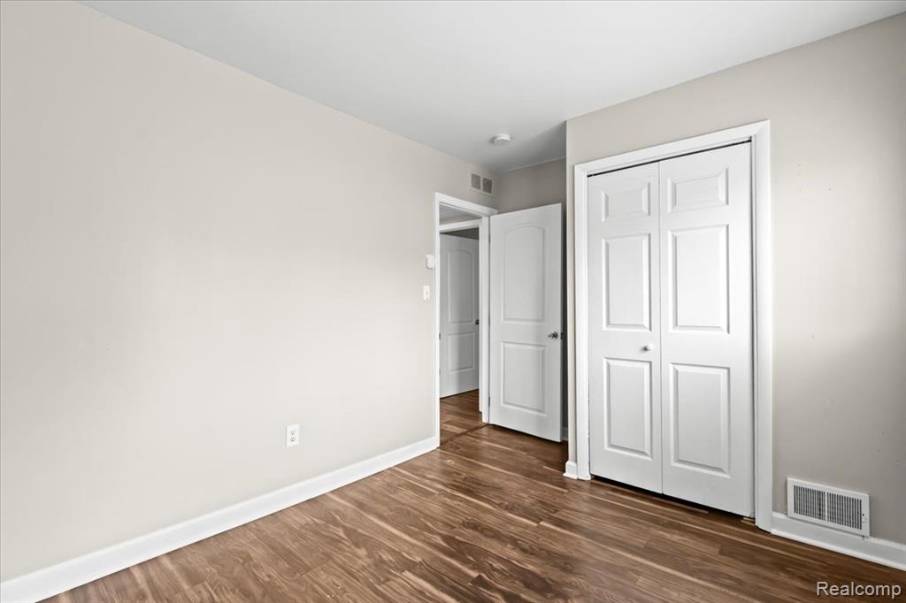 8111 Timken Avenue Warren, MI 48089 - Photo 11 of 17