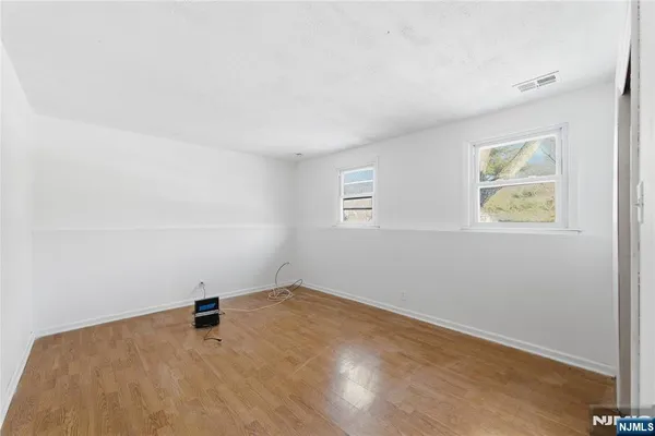$450,000 | 6 Brookside Avenue, Hackettstown, NJ 07840