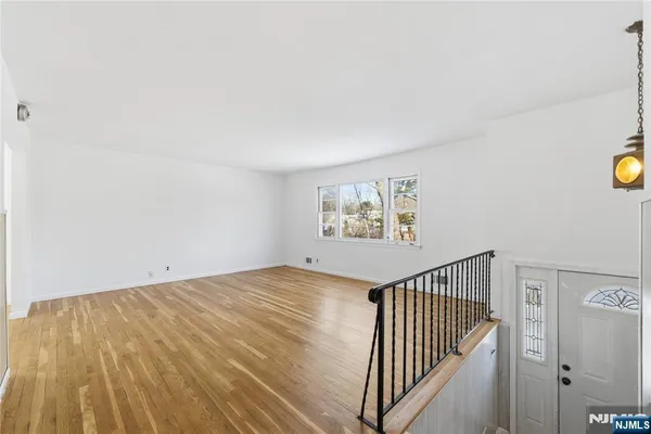 $450,000 | 6 Brookside Avenue, Hackettstown, NJ 07840