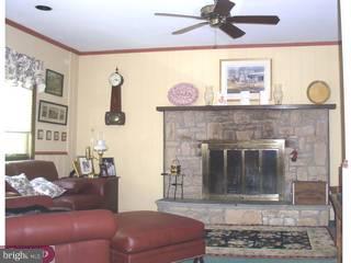 5933 Corrigan Road Doylestown, PA 18902 - Photo 5 of 6 Gallery Image 5