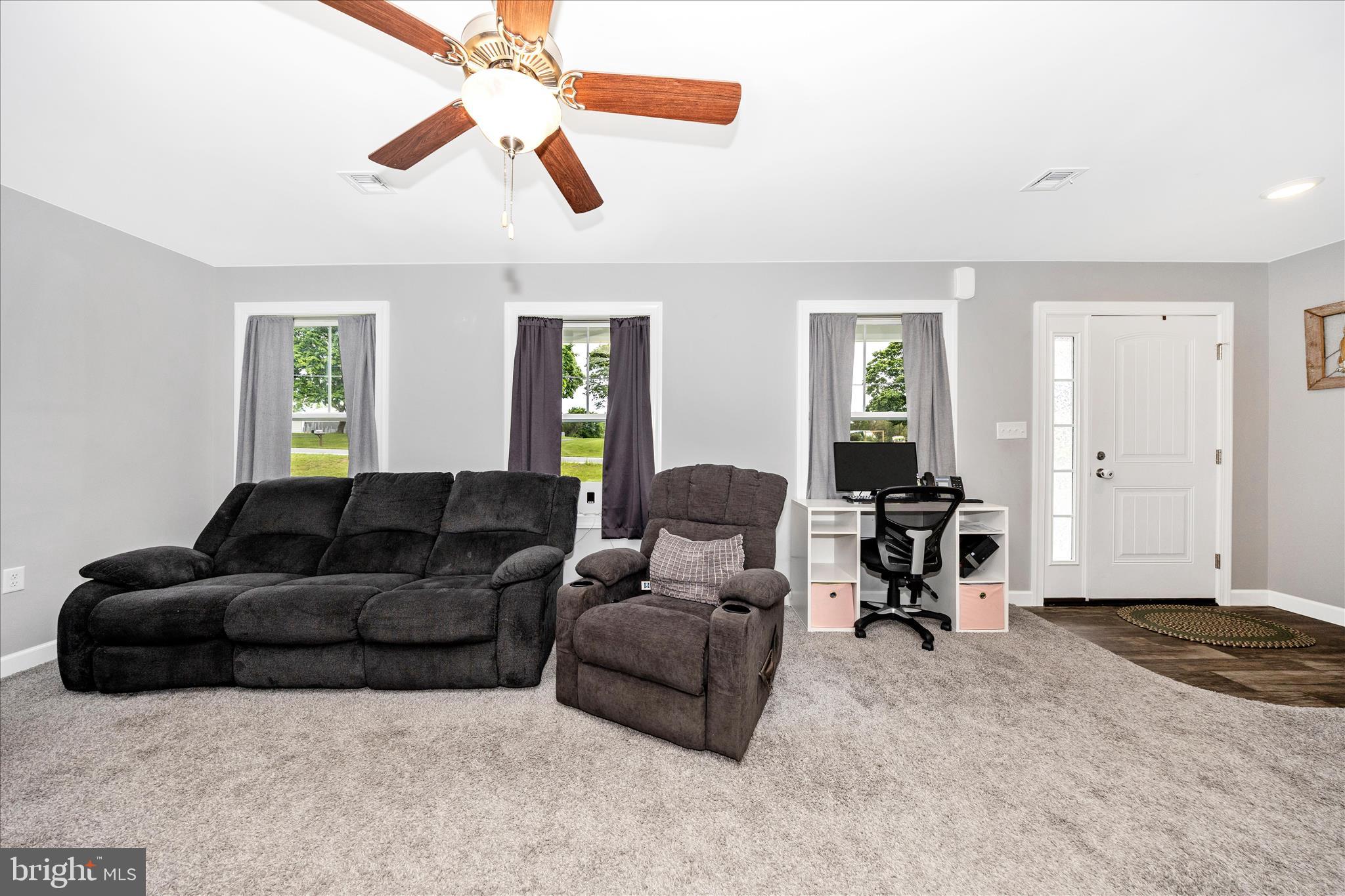 6060 Orrstown Road Orrstown, PA 17244 - Photo 6 of 56 Living Room